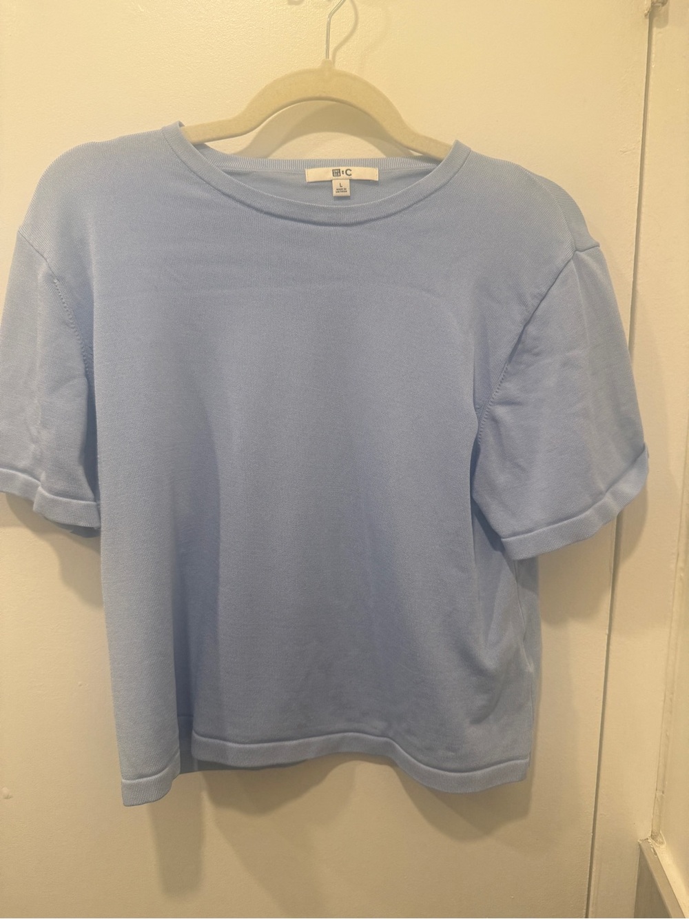 Uniqlo C top